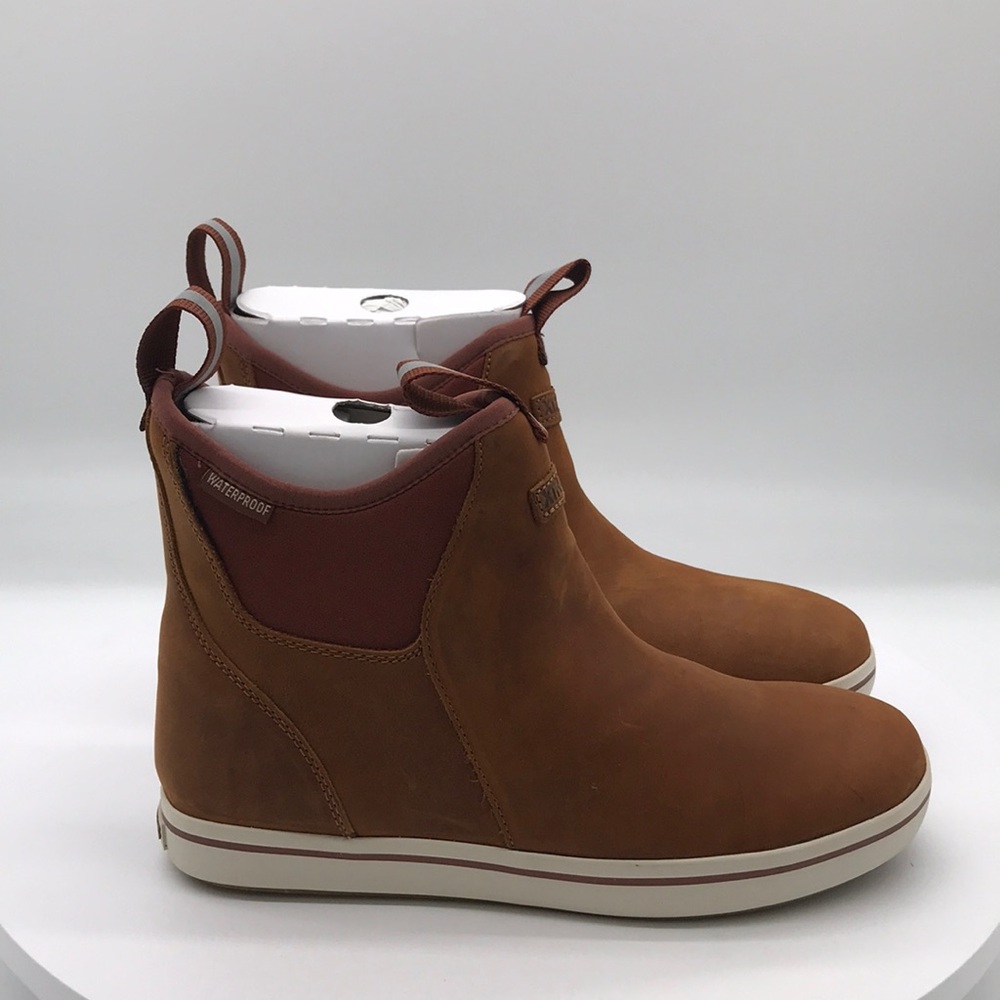 Xtratuf Waterproof Mens  Brown Leather Chelsea  Boots size 7.5 US